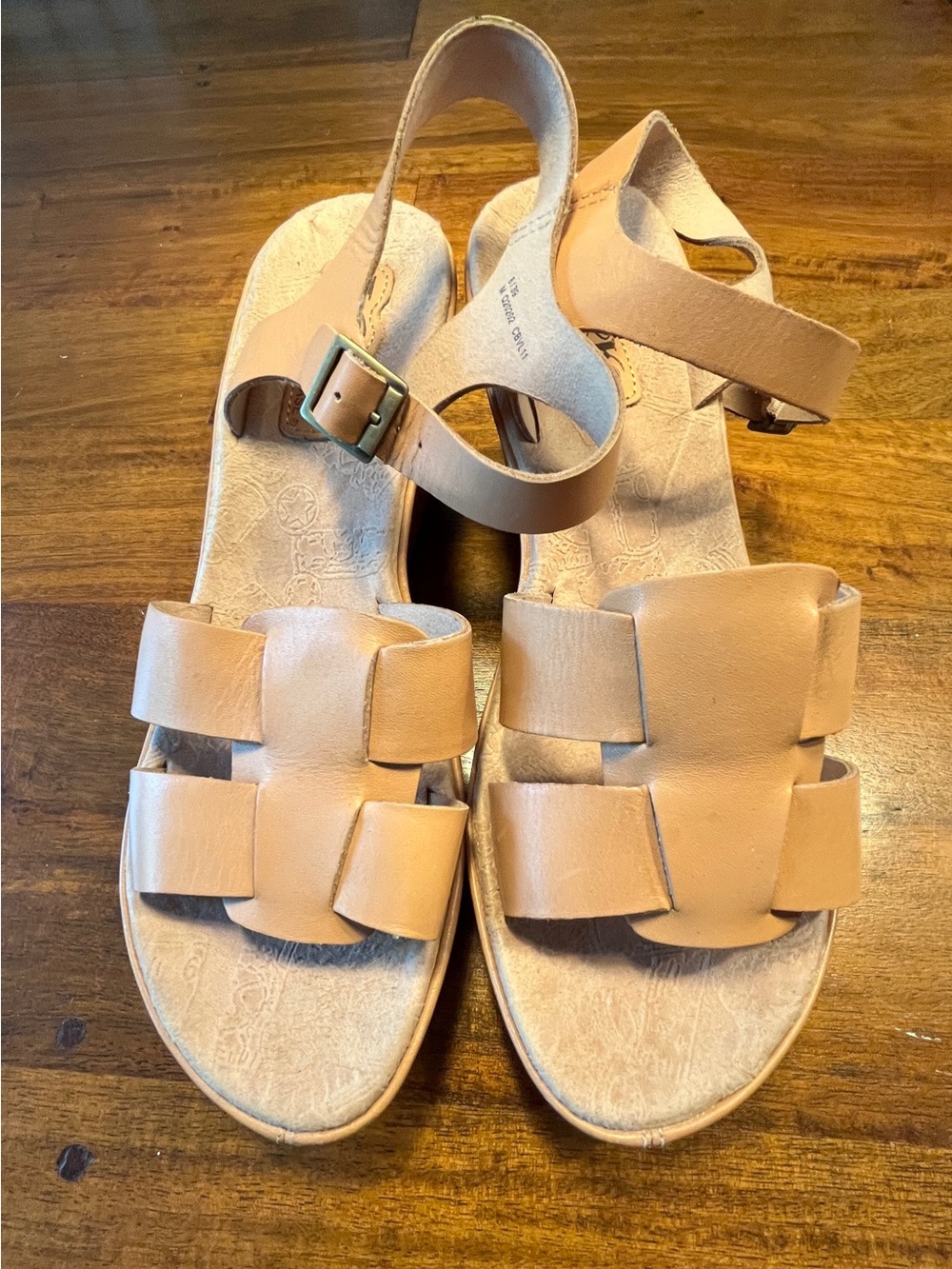 Korks by Kork-Ease Leather Platform Sandals size 8